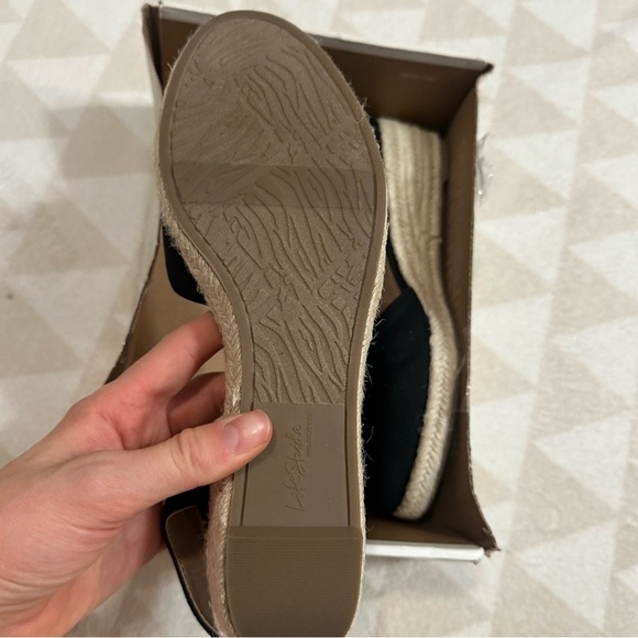 Kimmie Ankle Strap Espadrille (Women)
LifeStride - Picture 4 of 5